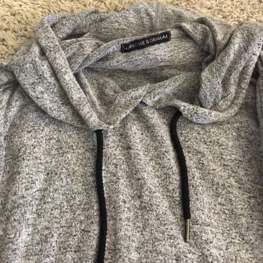 hoodie - Picture 3 of 4